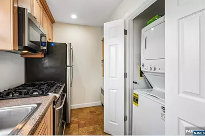 16 Wedgewood Drive 24 #24, Verona, NJ 07044 - Photo 13