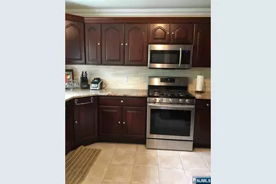 53 Somerville Street, Rochelle Park Township, NJ 07662 - Photo 13
