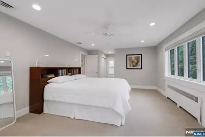1330 Pennington Road, Teaneck Township, NJ 07666 - Photo 25