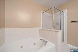214 Riverwalk Way L125, Clifton, NJ 07014 - Photo 15