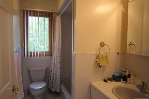 2044 Ellery Ave, Fort Lee, NJ 07024 - Photo 15