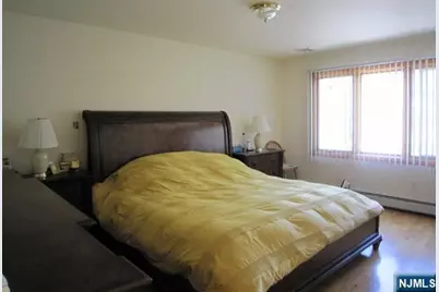 2044 Ellery Avenue, Fort Lee, NJ 07024 - Photo 11