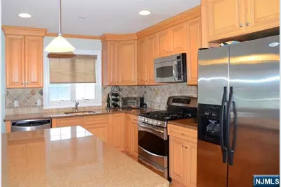 784 Kinderkamack Road 104 #104, River Edge, NJ 07661 - Photo 3
