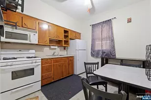 598 Van Houten Ave, Clifton, NJ 07013 - Photo 15