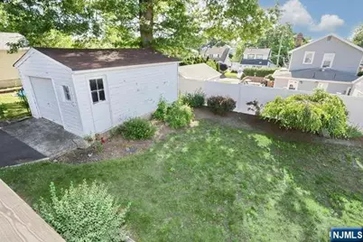49 S Franklin Avenue, Bergenfield, NJ 07621 - Photo 41