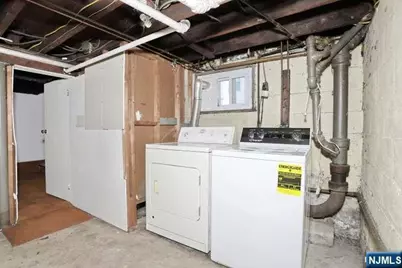 49 S Franklin Avenue, Bergenfield, NJ 07621 - Photo 31