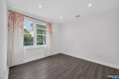 4-31 Plaza Road, Fair Lawn, NJ 07410 - Photo 25