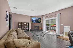 4-31 Plaza Rd, Fair Lawn, NJ 07410 - Photo 13