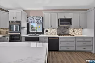4-31 Plaza Road, Fair Lawn, NJ 07410 - Photo 3