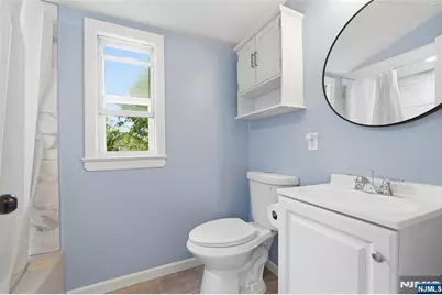 461 Crestwood Avenue, Hackensack, NJ 07601 - Photo 17