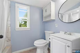 461 Crestwood Ave, Hackensack, NJ 07601 - Photo 17