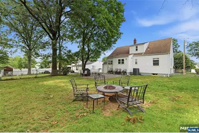 461 Crestwood Avenue, Hackensack, NJ 07601 - Photo 29