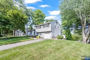 1 Crest Dr, Montvale, NJ 07645 - Photo 31