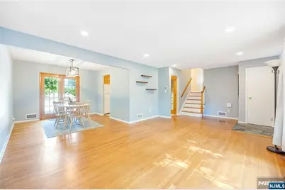 1 Crest Drive, Montvale, NJ 07645 - Photo 5