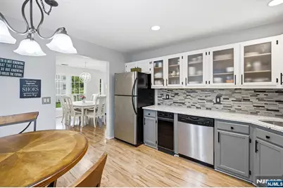 1204 Sycamore Lane, Mahwah, NJ 07430 - Photo 3