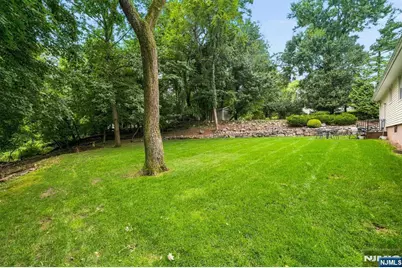 136 Grand Avenue, Park Ridge, NJ 07656 - Photo 23