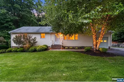 136 Grand Avenue, Park Ridge, NJ 07656 - Photo 1