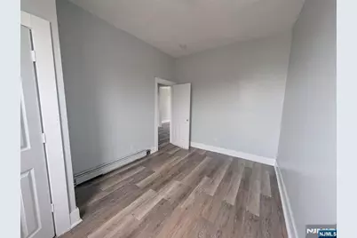 72 Grove 6 #6, Passaic, NJ 07055 - Photo 5