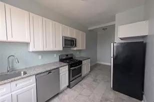 72 Grove 6, Passaic, NJ 07055 - Photo 3