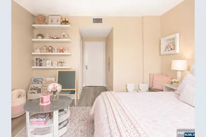 8100 River Road 1005 #1005, North Bergen, NJ 07047 - Photo 13