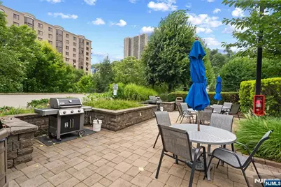 8100 River Road 1005 #1005, North Bergen, NJ 07047 - Photo 31