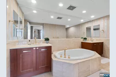 8100 River Road 1005 #1005, North Bergen, NJ 07047 - Photo 9