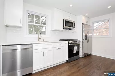 120 E 54th Street, Elmwood Park, NJ 07407 - Photo 7
