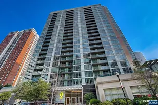 20 Newport Parkway 1812, Jersey City, NJ 07310 - Photo 33