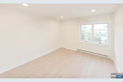 255 Rea Avenue 6 #6, Hawthorne, NJ 07506 - Photo 9