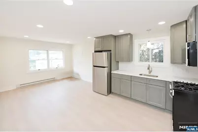 255 Rea Avenue 6 #6, Hawthorne, NJ 07506 - Photo 1
