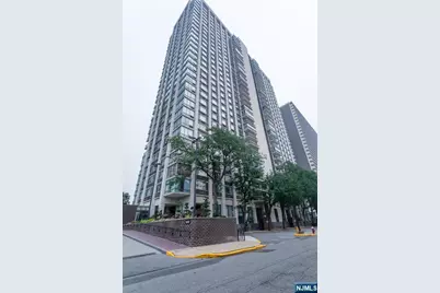 1600 Parker Avenue 20A #20A, Fort Lee, NJ 07024 - Photo 1