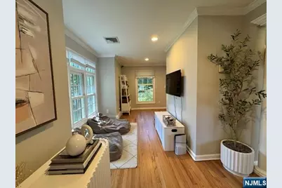 575 Knickerbocker Road, Tenafly, NJ 07670 - Photo 9