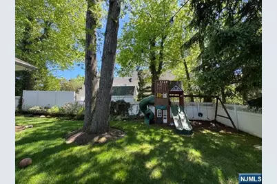 575 Knickerbocker Road, Tenafly, NJ 07670 - Photo 23