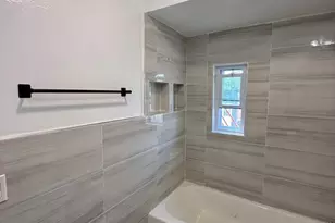 718 Broadway Apt5, Bayonne, NJ 07002 - Photo 9