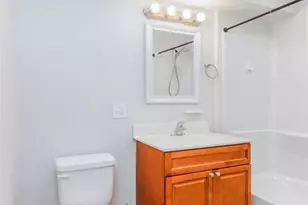 148 Oakwood Ave A, Cliffside Park, NJ 07010 - Photo 9