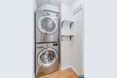 148 Oakwood Avenue A #A, Cliffside Park, NJ 07010 - Photo 15