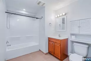 148 Oakwood Ave A, Cliffside Park, NJ 07010 - Photo 13
