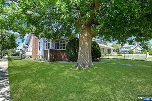 111 Van Winkle Ave, Hawthorne, NJ 07506 - Photo 17