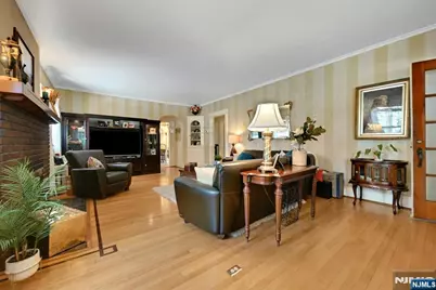 111 Van Winkle Avenue, Hawthorne, NJ 07506 - Photo 3