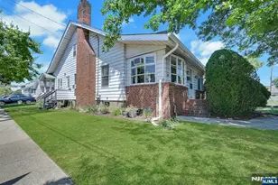 111 Van Winkle Ave, Hawthorne, NJ 07506 - Photo 1