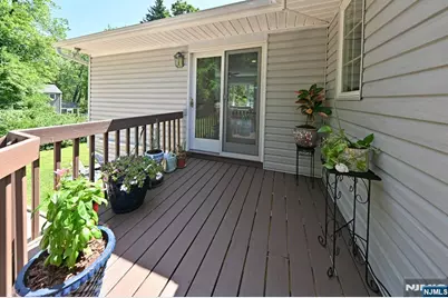 12 Heatherhill Lane, Woodcliff Lake, NJ 07677 - Photo 13