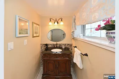 12 Heatherhill Lane, Woodcliff Lake, NJ 07677 - Photo 35
