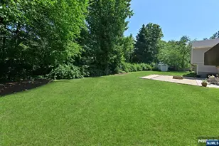 12 Heather Hill Ln, Woodcliff Lake, NJ 07677 - Photo 7