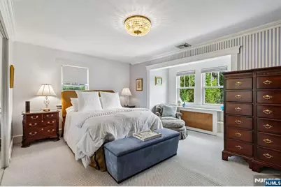 86 Walthery Avenue, Ridgewood, NJ 07450 - Photo 21