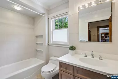 86 Walthery Avenue, Ridgewood, NJ 07450 - Photo 19