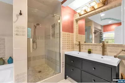 234 Liberty Road, Teaneck Township, NJ 07666 - Photo 21