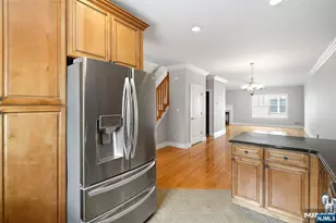 4 Jeanine Ln 37, Wallington, NJ 07057 - Photo 7
