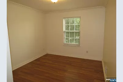 993 Boxwood Court 993 #993, Mahwah, NJ 07430 - Photo 9