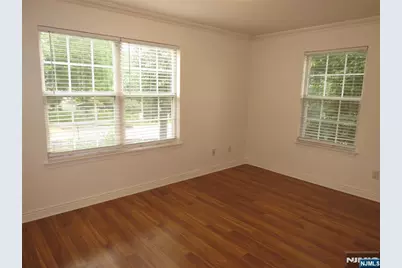 993 Boxwood Court 993 #993, Mahwah, NJ 07430 - Photo 7