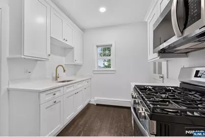 289 Hathaway Street, Wallington, NJ 07057 - Photo 17
